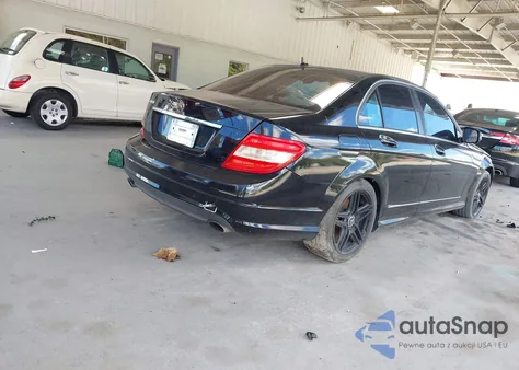 2009 Mercedes-Benz C 300 Luxury/Sport from USA, damaged, VIN WDDGF54X89F215725